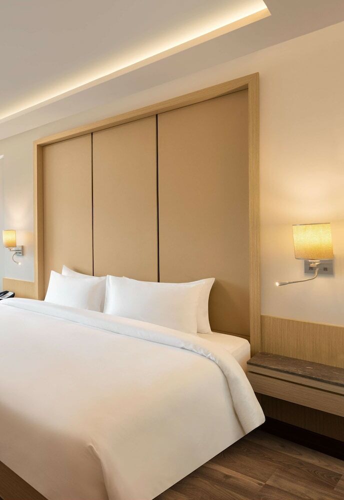 Hotel Grand Sarovar Premiere