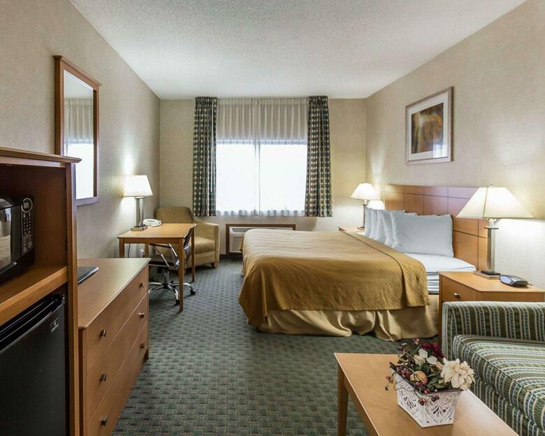 Hotel Quality Inn At Collins Road