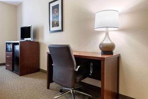 Hotel Comfort Suites Cincinnati Airport