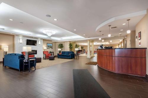 Hotel Comfort Suites Cincinnati Airport