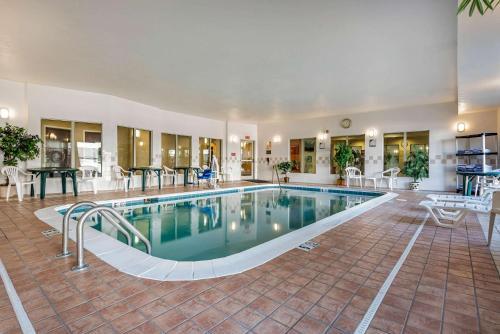 Hotel Comfort Suites Cincinnati Airport