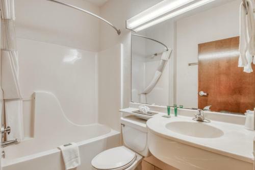 Hotel Microtel Inn And Suites