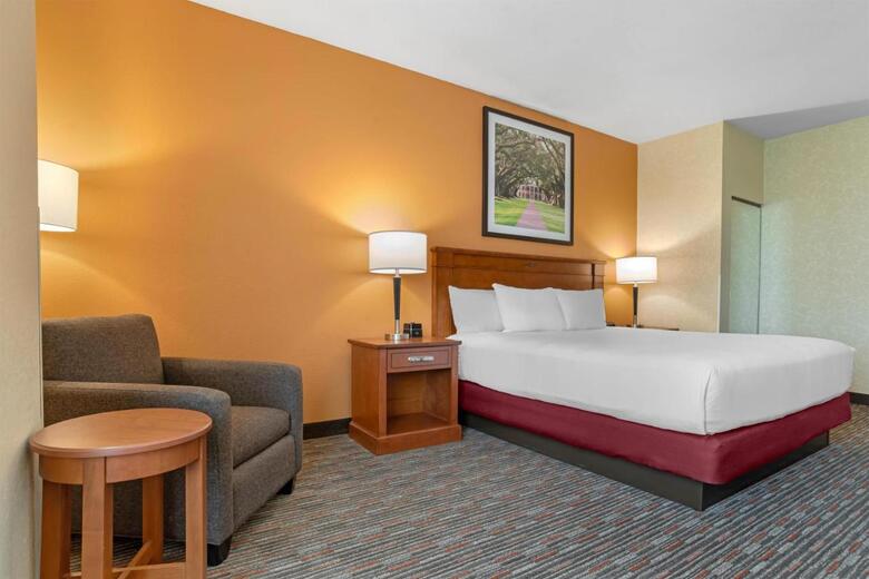 Hotel Drury Inn And Suites Baton Rouge