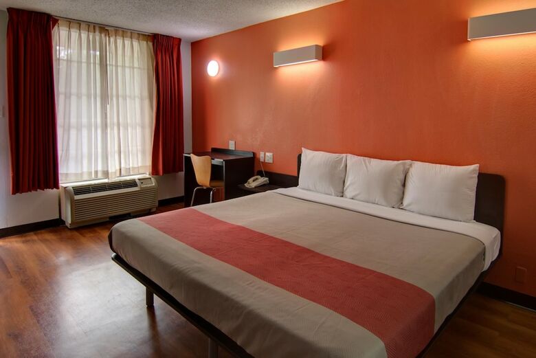 Motel 6 West Monroe