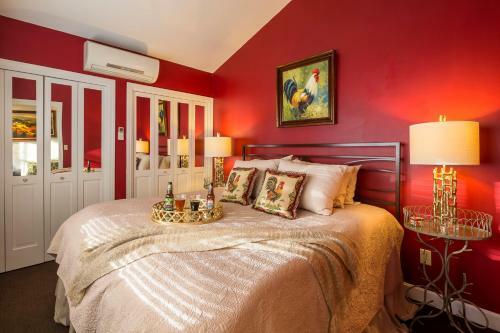 Posada Hartstone Inn & Hideaway