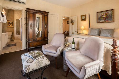 Posada Hartstone Inn & Hideaway