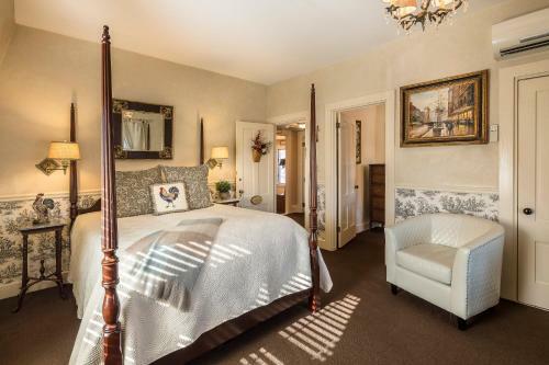 Posada Hartstone Inn & Hideaway