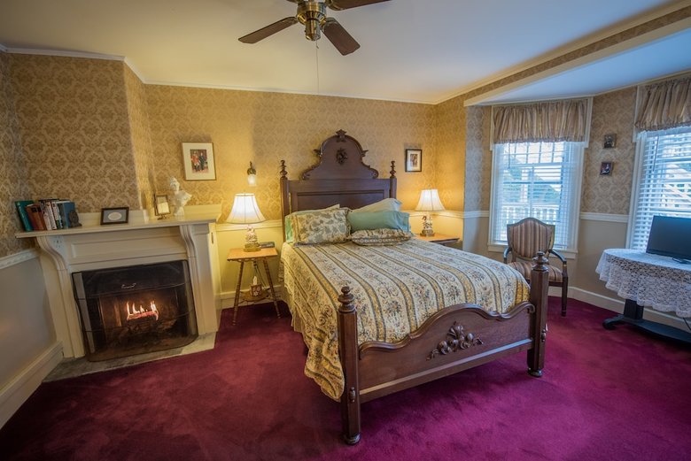 Bed & Breakfast Cleftstone Manor