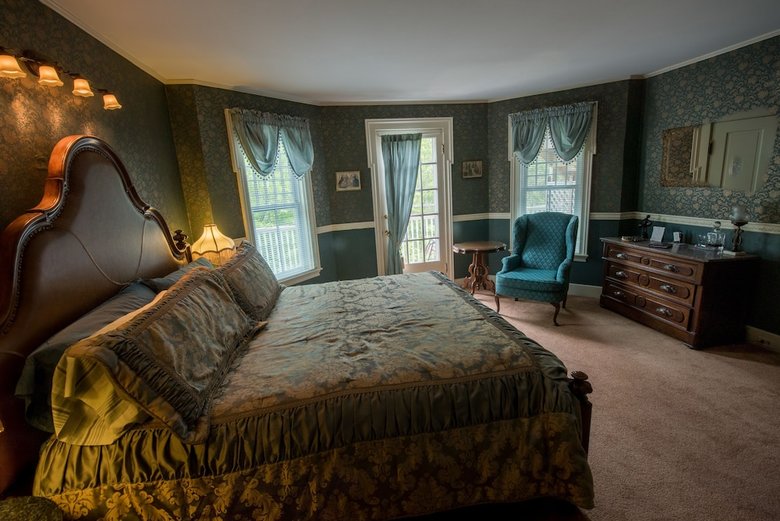 Bed & Breakfast Cleftstone Manor