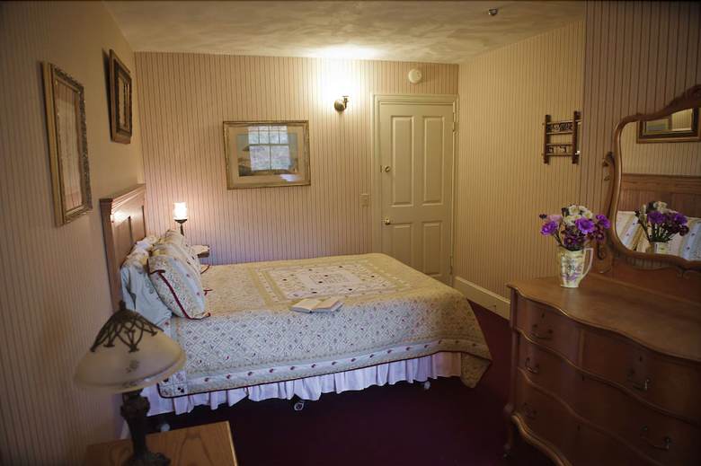 Bed & Breakfast Cleftstone Manor