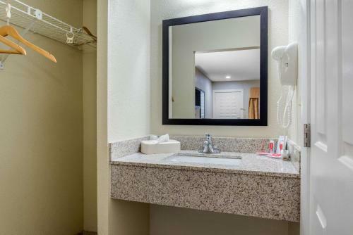 Hotel Econo Lodge Freeport