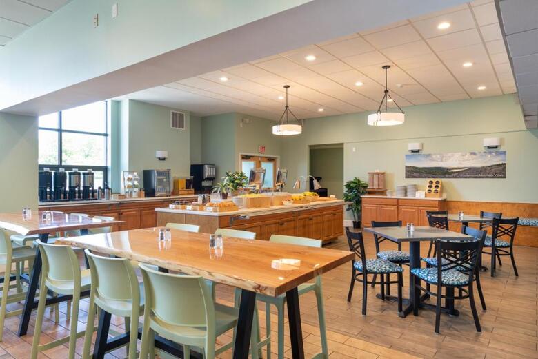 Atlantic Oceanside Hotel & Conference Center