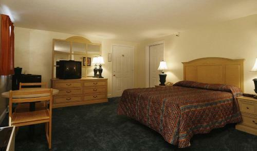 Hotel Seafarer Condominium Resort