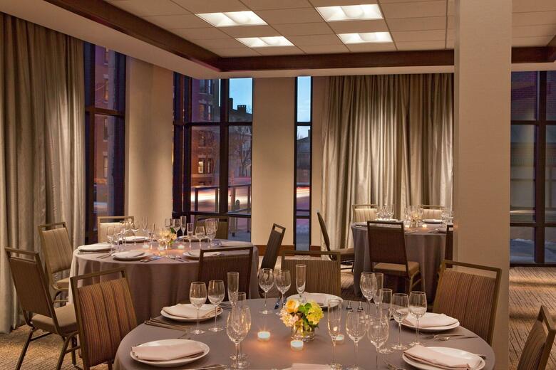 Hotel Westin Portland Harborview