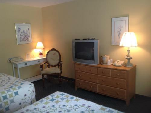 Schooner Bay Motor Inn