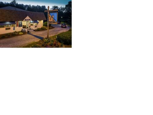 Schooner Bay Motor Inn