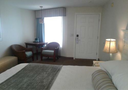 Hotel Anchorage By The Sea
