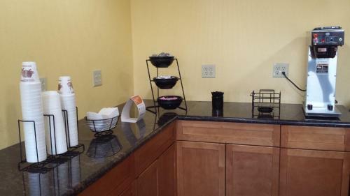 Hotel Rodeway Inn Camp Springs