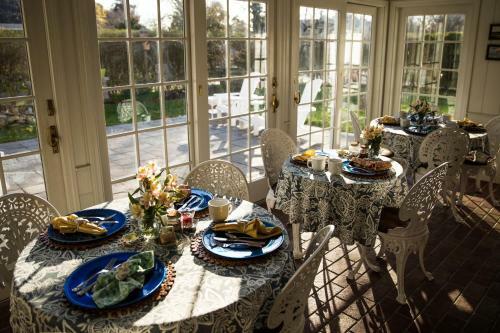 Bed & Breakfast Chatham Gables Inn