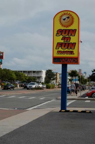 Sun 'n Fun Motel