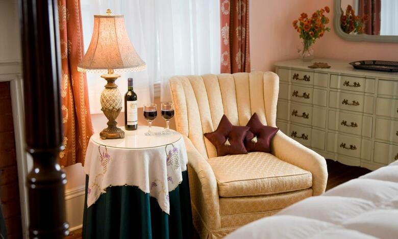 Hampton Terrace Bed And Breakfast Inn