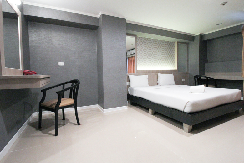 Convenient Park Bangkok Hotel