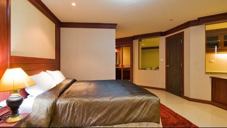 Convenient Park Bangkok Hotel
