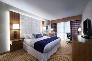 Radisson Hotel & Suites Austin Downtown
