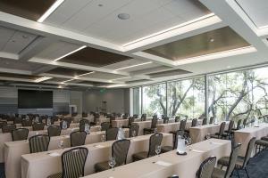 Radisson Hotel & Suites Austin Downtown