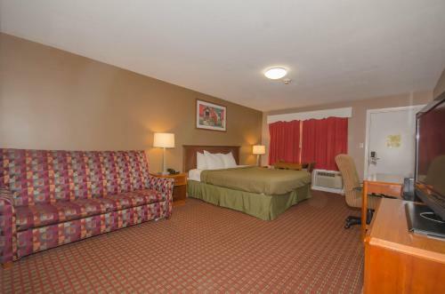 Plaza Motel