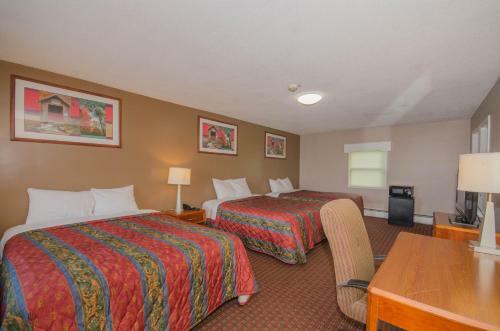 Plaza Motel