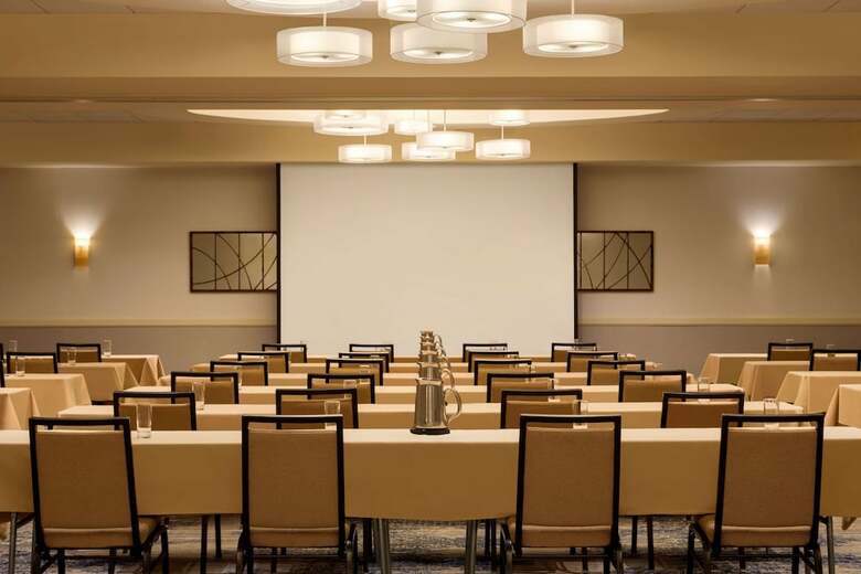 Hotel Embassy Suites Boston/waltham