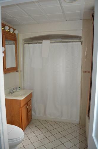 Maple Terrace Motel