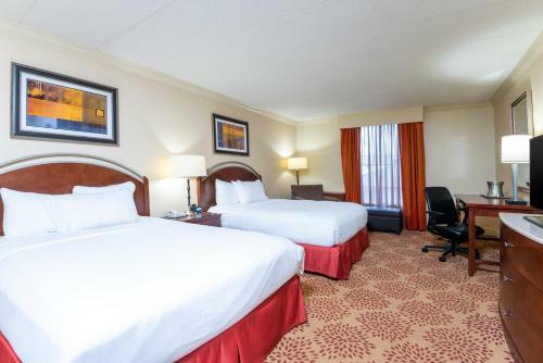 Hotel Doubletree By Hilton Grand Rapids-airport