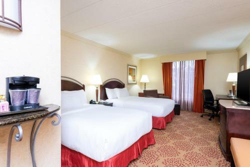 Hotel Doubletree By Hilton Grand Rapids-airport