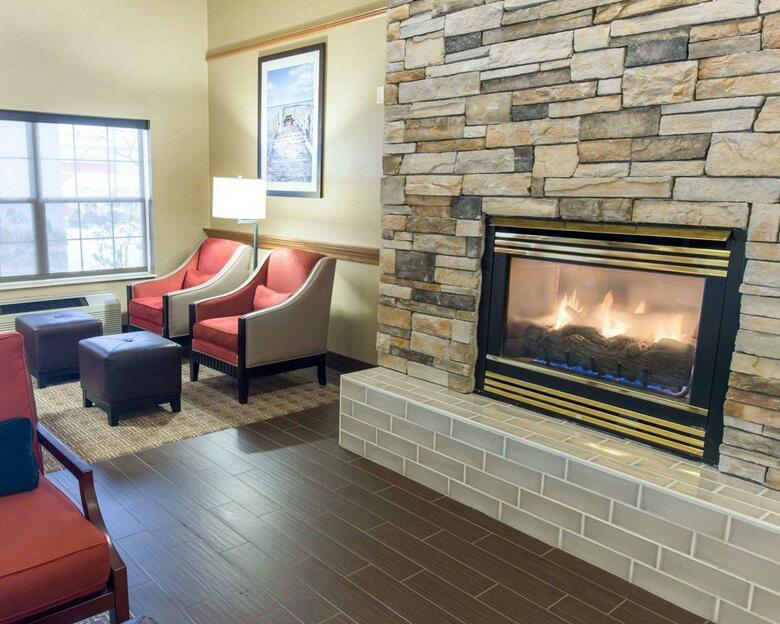 Hotel Comfort Suites Marquette
