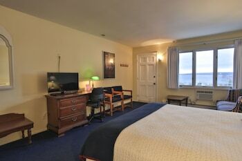 Posada Bay Inn Of Petoskey