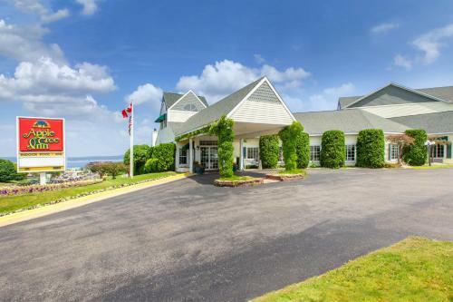 Hotel Apple Tree Inn