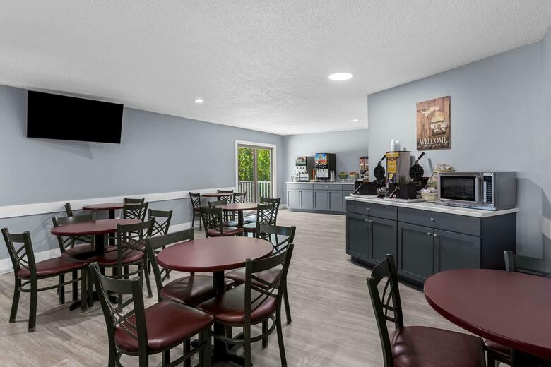 Hotel Quality Inn Lakefront