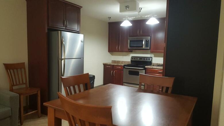 Hotel Americinn & Suites Burnsville