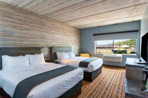 Hotel Pier B Resort
