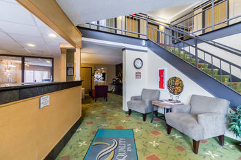Hotel Quality Inn And Suites Rochester