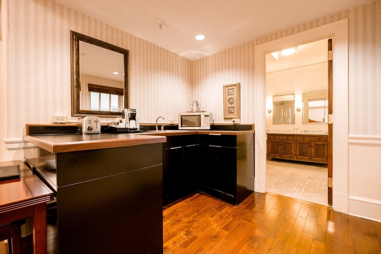 Hotel 340