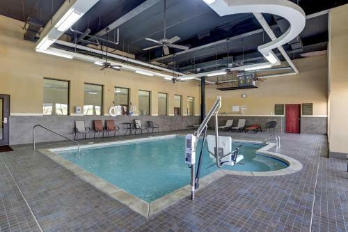 Hotel Comfort Suites Batesville
