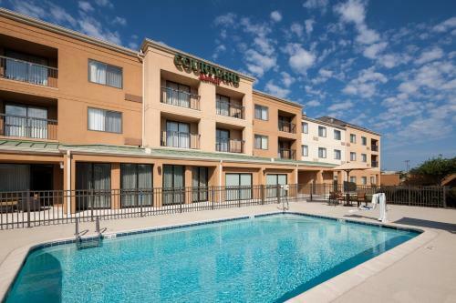 Hotel Courtyard Hattiesburg