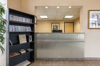 Motel Arbor Suites Medical Mile