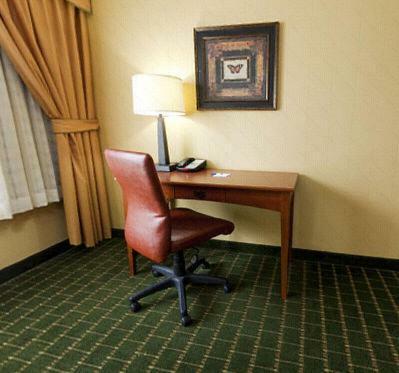 The Q Hotel & Suites