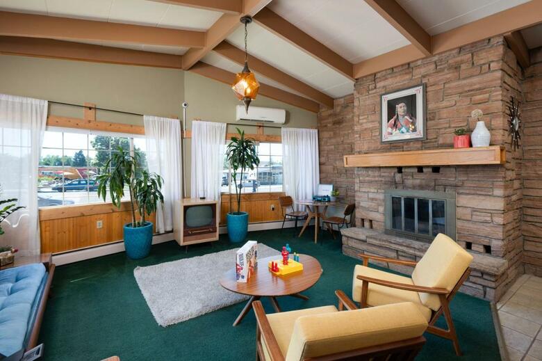 Royal 7 Budget Inn Motel