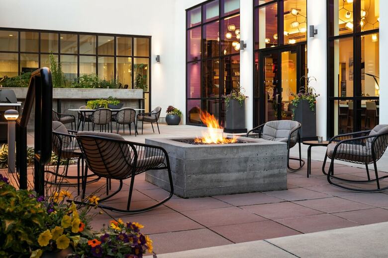 Hotel Element Bozeman