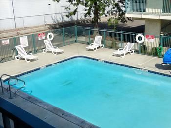 Motel 6 Kalispell